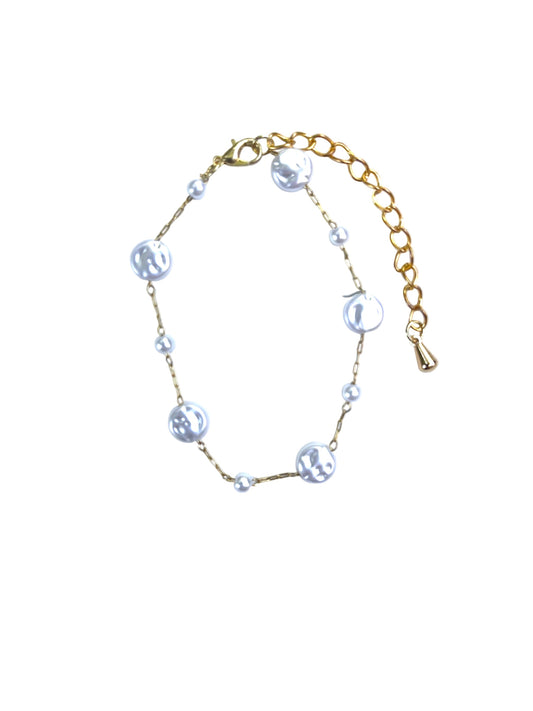 Flat Pearl Chain Bracelet